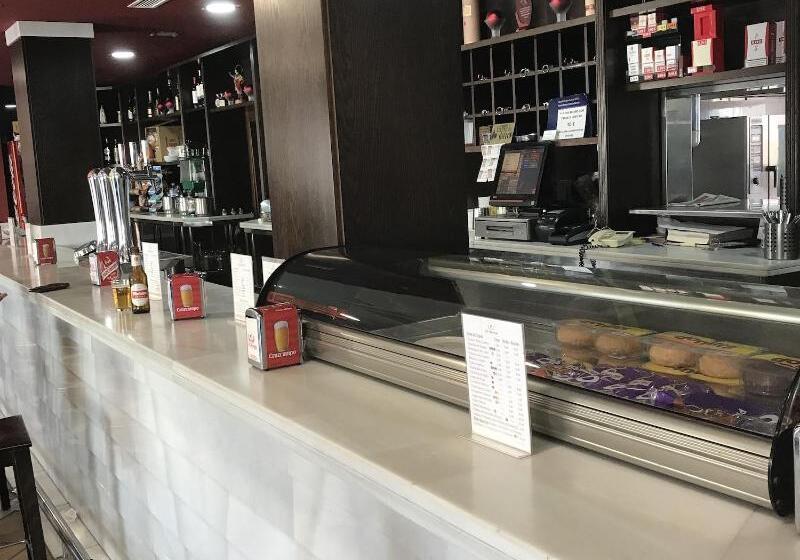 Hostal Restaurante La Bartola