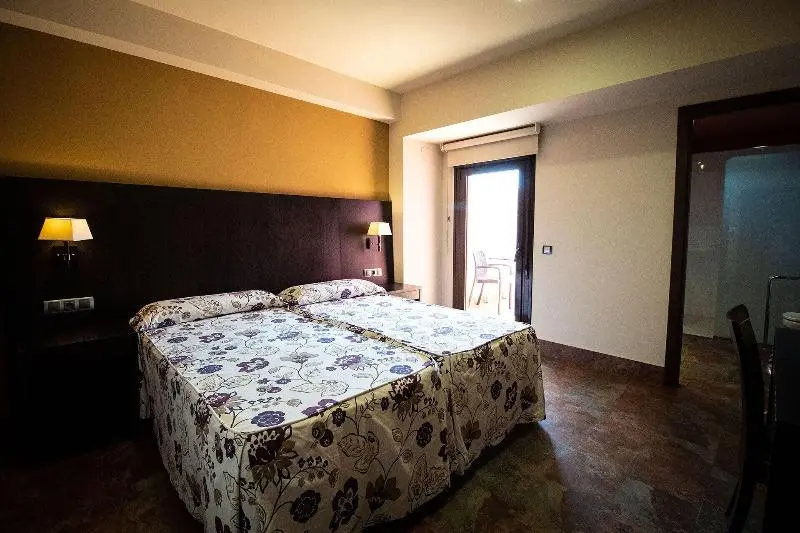 Hostal Restaurante La Bartola