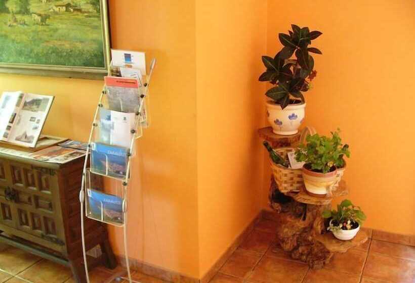 فندق ريفى Agroturismo Indate Berri