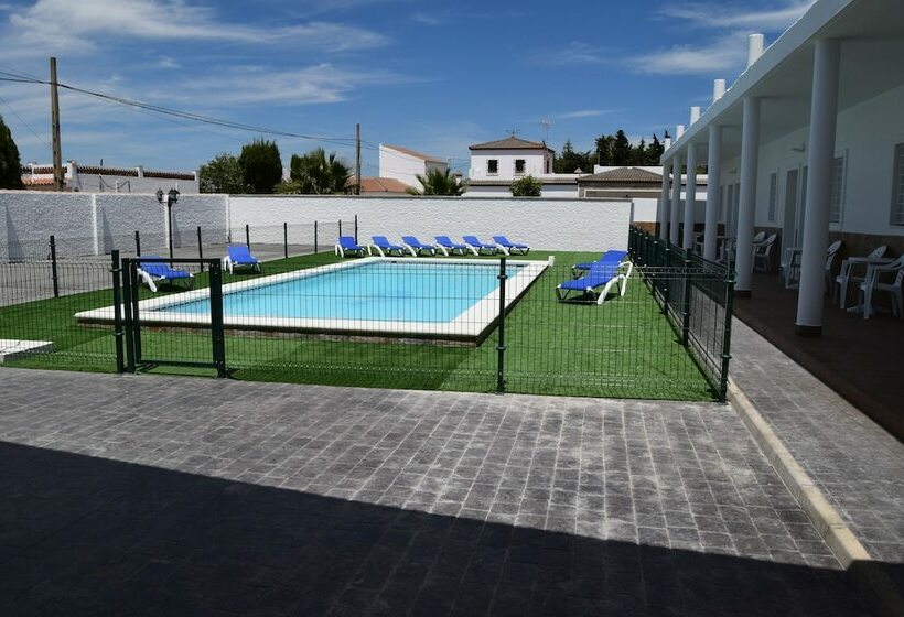 بنسيون Alojamientos Alma Conil