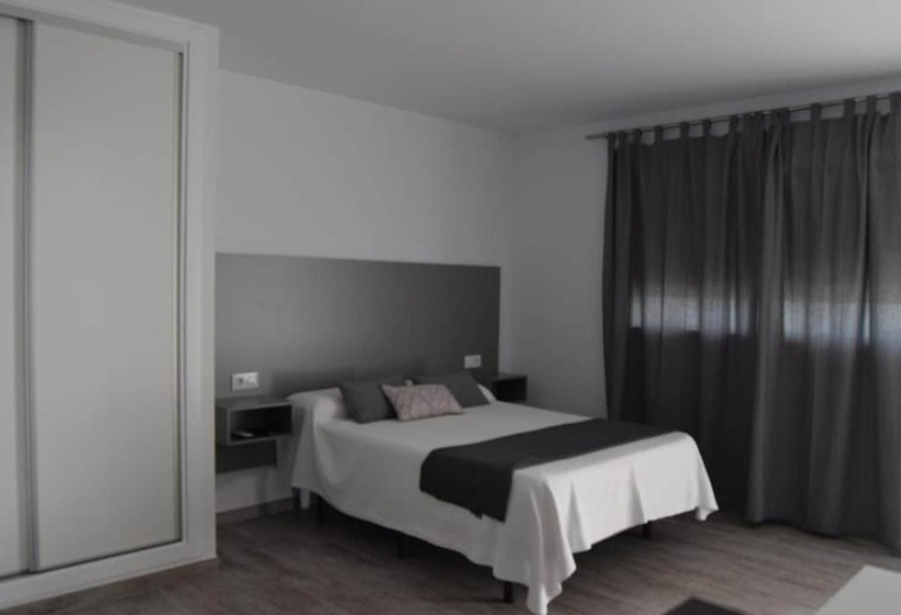 بنسيون Alojamientos Alma Conil