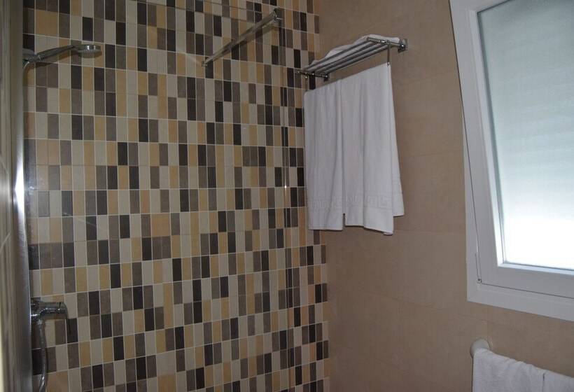 بنسيون Alojamientos Alma Conil