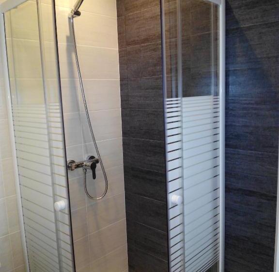 Pensión Entreviñas