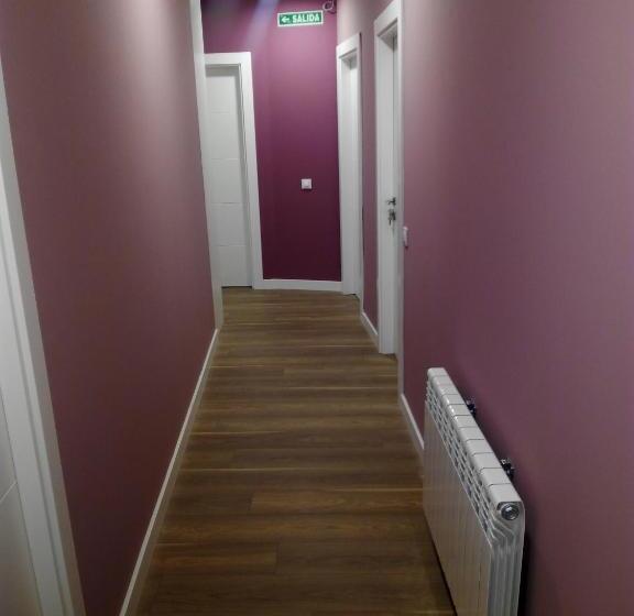 Pensión Entreviñas