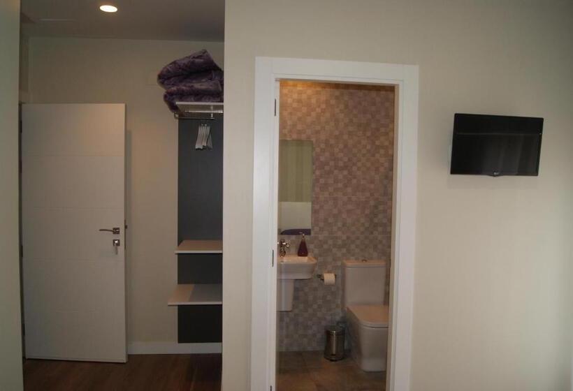 Pensión Entreviñas