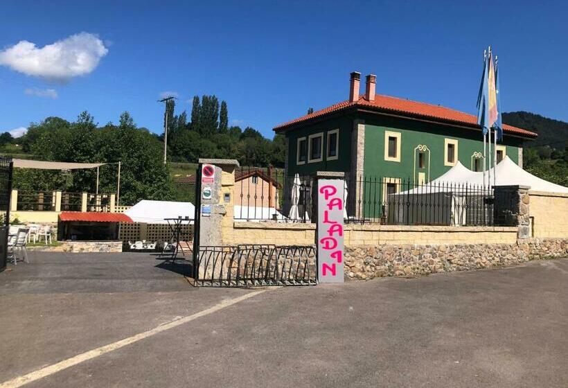 Villa Palatina Superior Hostel