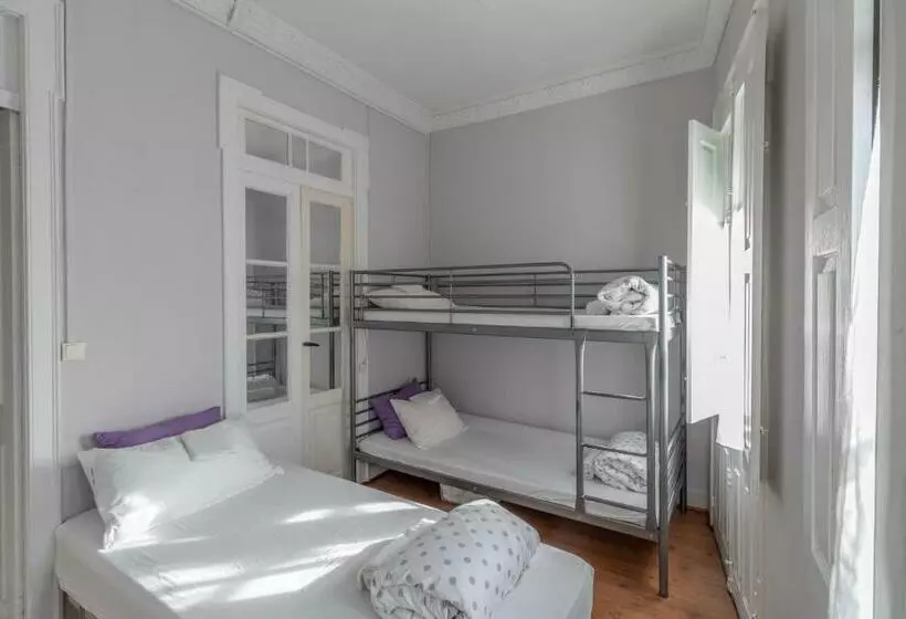 ベッドアンドブレックファースト Albergue Casa De Abreu