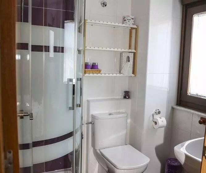 ベッドアンドブレックファースト Pensión Rústica A Lume Manso