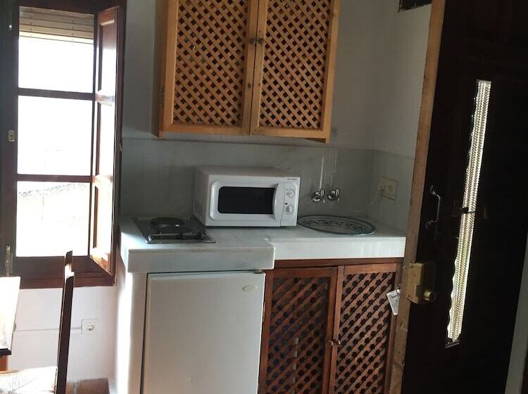 בית מלון כפרי Camping El Balcón De Pitres