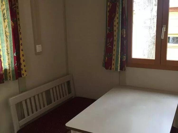 Hotelli Camping El Balcón De Pitres