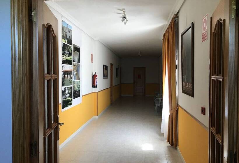 ホテル Complejo Turistico Baños Del Robledillo