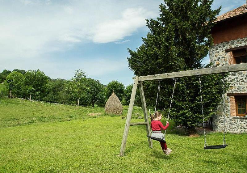 فندق El Conventu Del Asturcón