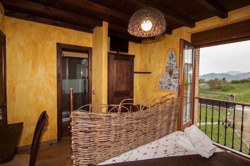 فندق El Conventu Del Asturcón