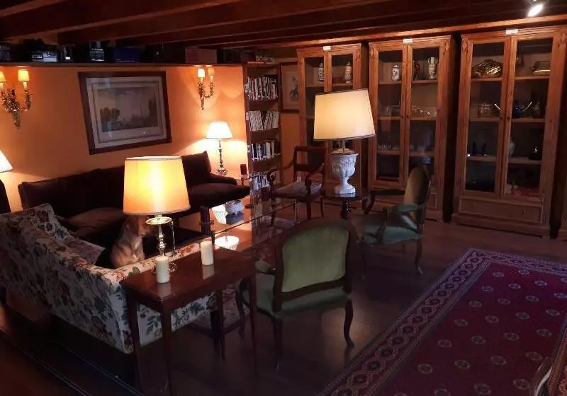 ホテル La Fundacion