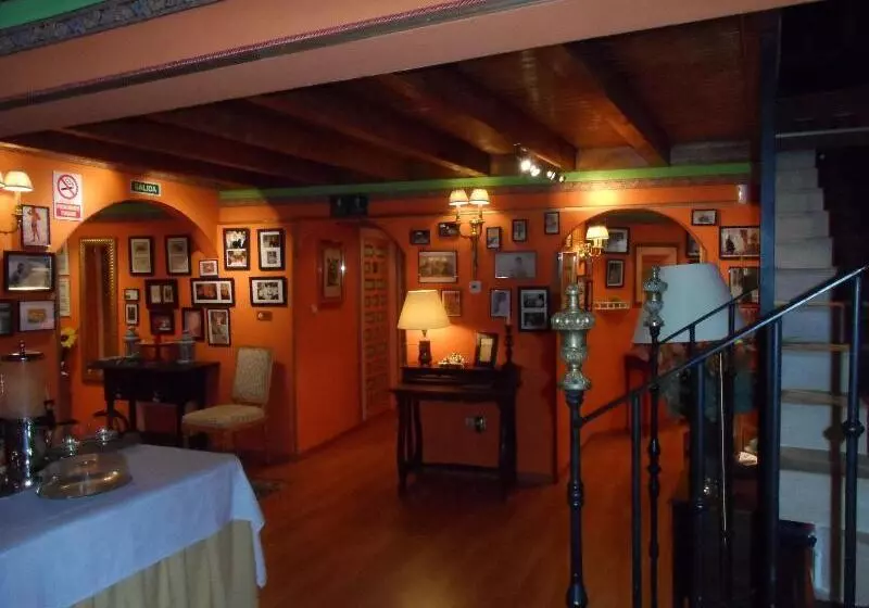 ホテル La Fundacion