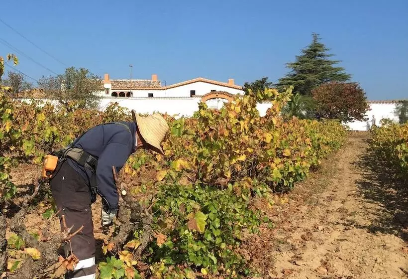 Maaseutuhotelli Masia Can Canyes & Spa