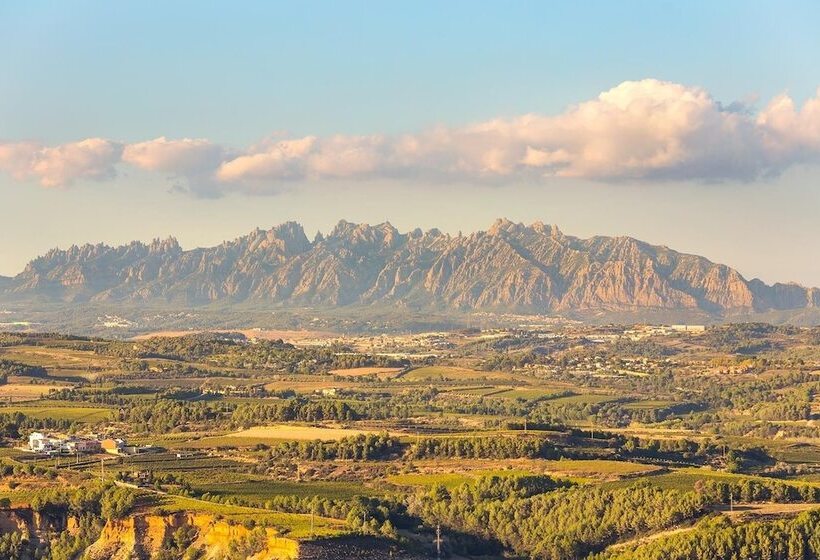 هتل روستایی Masia Can Canyes & Spa