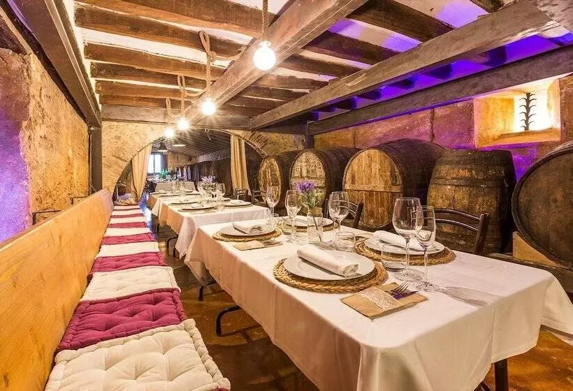 Maaseutuhotelli Masia Can Canyes & Spa