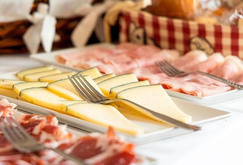 هتل روستایی Masia Can Canyes & Spa