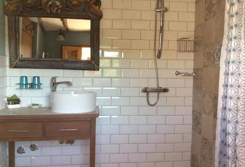 Los Cuatro Vientos B&b