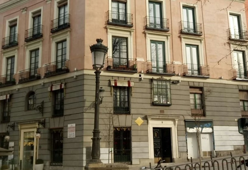 Oriente Palace Apartments