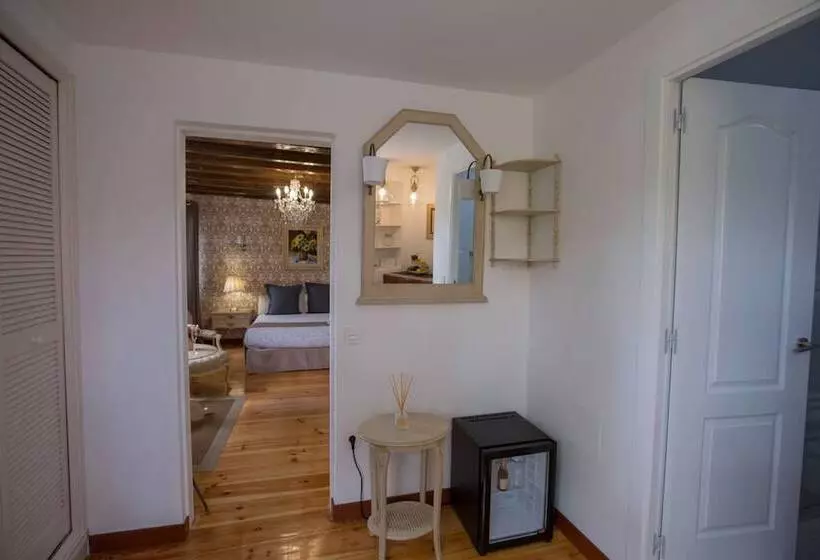Oriente Palace Apartments