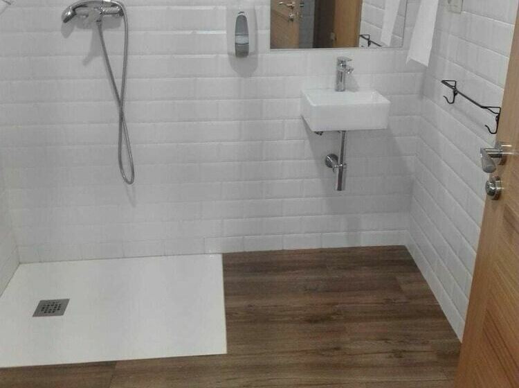 פנסיון Rua Do Medio