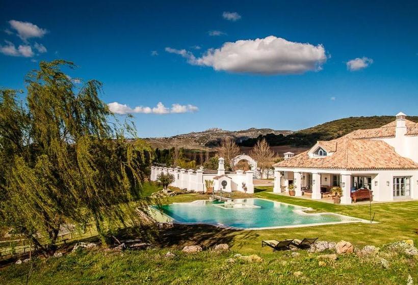 Ronda Mountain Resort