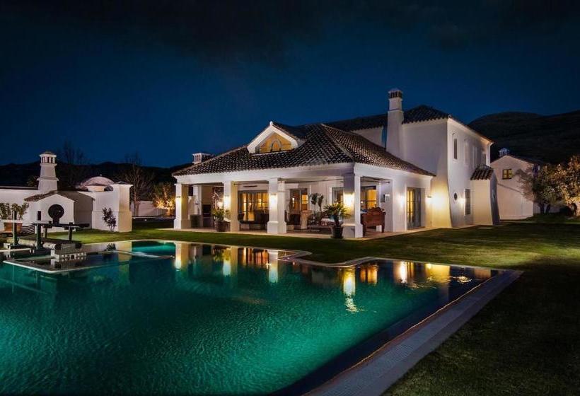 Ronda Mountain Resort