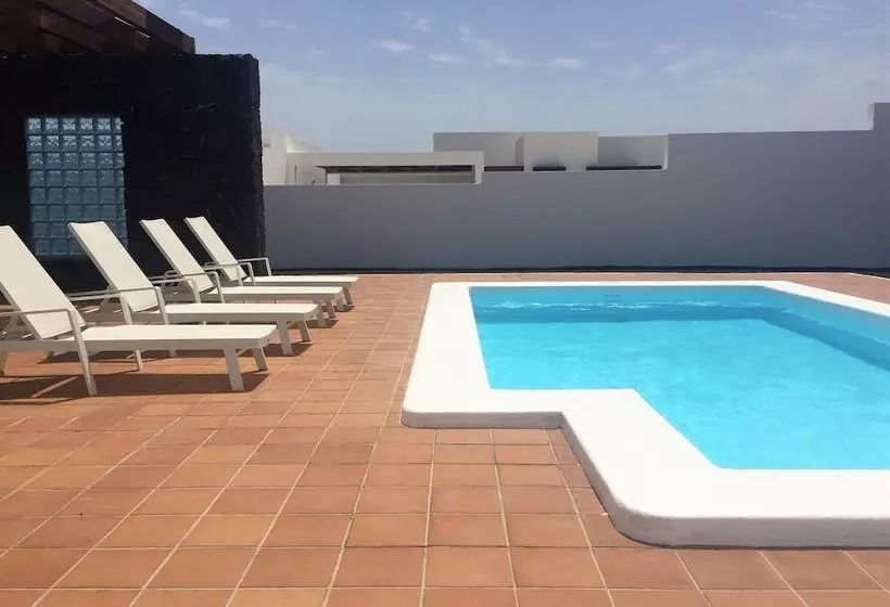 Villa Aroa