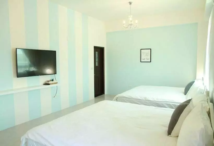 تختخواب و صبحانه Stick Bnb