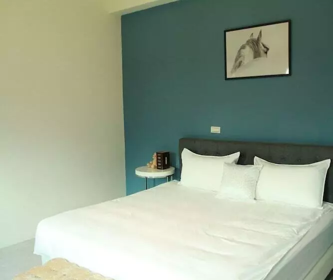 تختخواب و صبحانه Stick Bnb