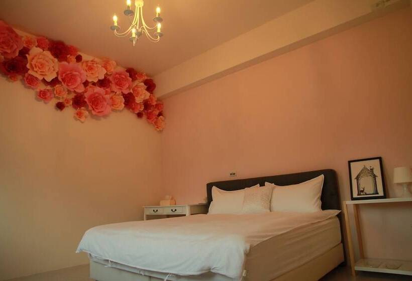 تختخواب و صبحانه Stick Bnb