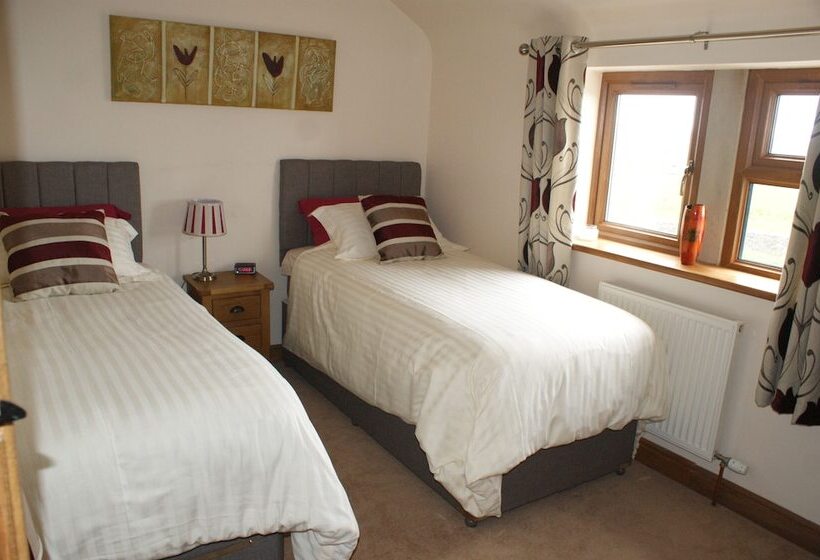 East Wayside Bed & Breakfast