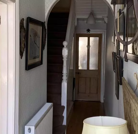 Gretenham B&b
