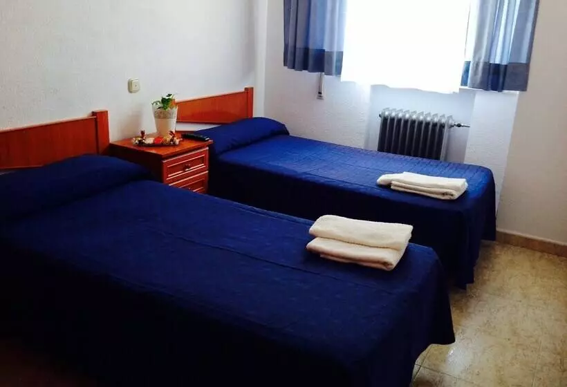 簡易ホテル El Caserón Río