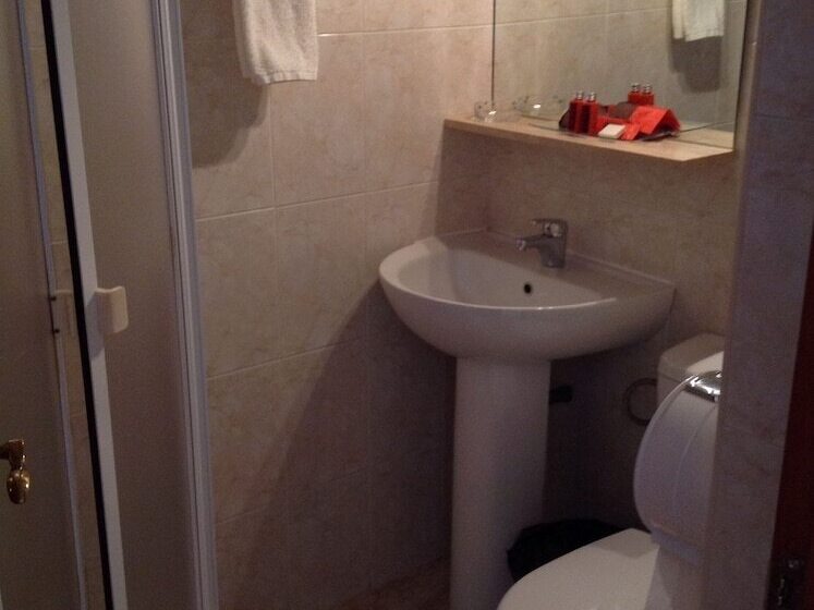 客栈  El Caserón Río