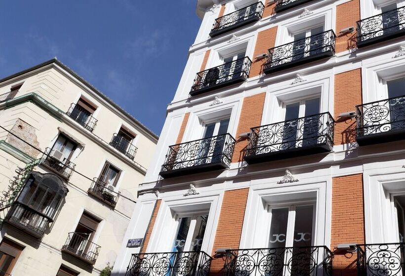 مسافرخانه Jc Rooms Chueca