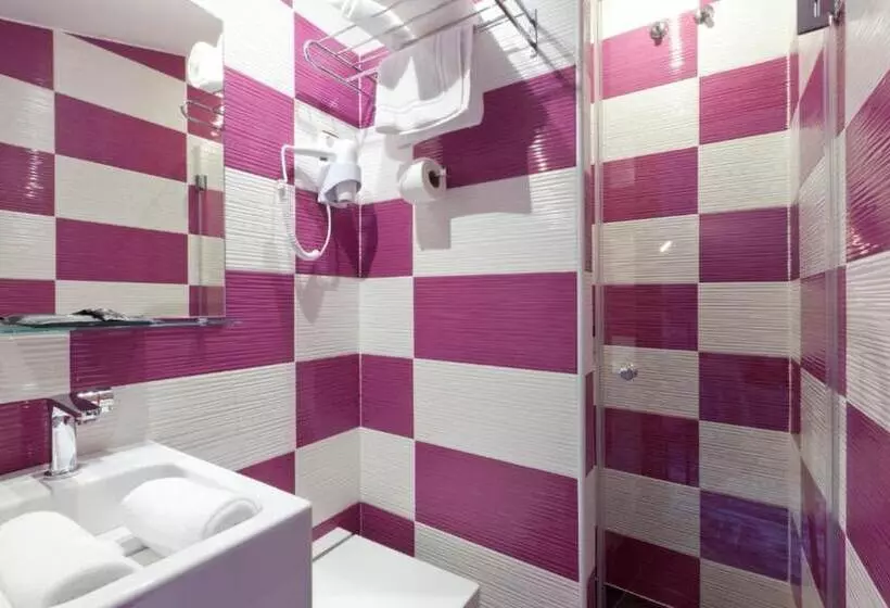 مسافرخانه Jc Rooms Chueca