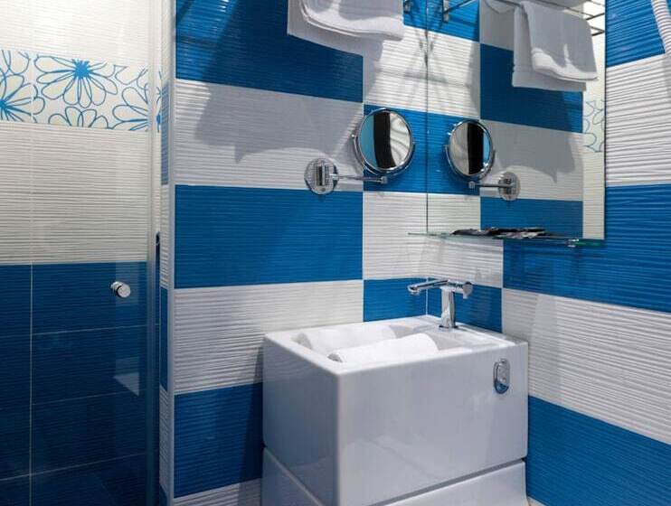 مسافرخانه Jc Rooms Chueca