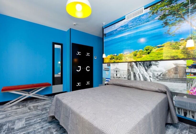 مسافرخانه Jc Rooms Chueca