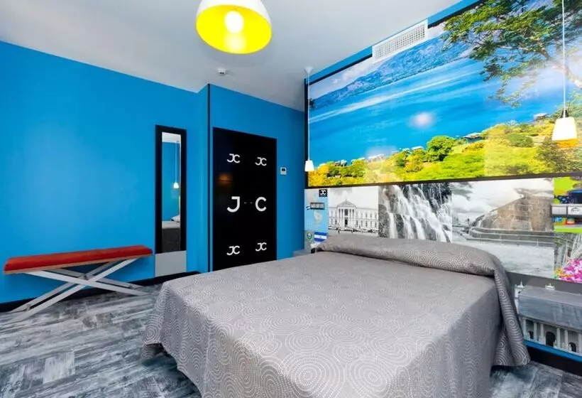 مسافرخانه Jc Rooms Chueca