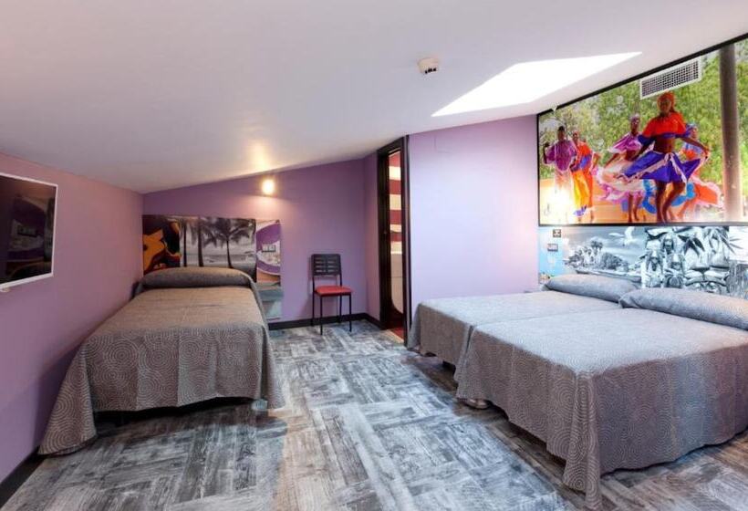 مسافرخانه Jc Rooms Chueca