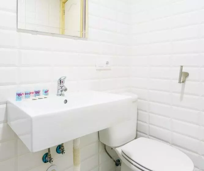 Hostelli Pensión Riad Mediterraneo