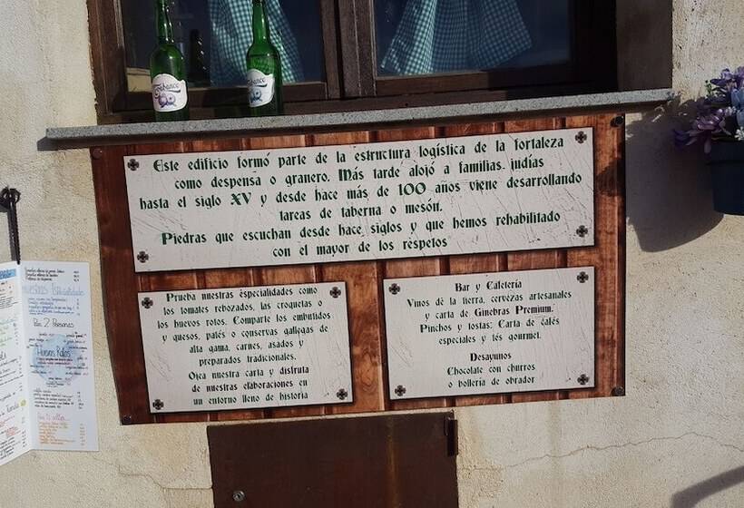 فندق فئة نجمة واحدة Posada De Bleto