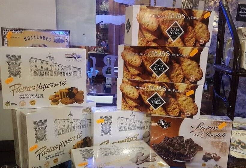 فندق فئة نجمة واحدة Posada De Bleto