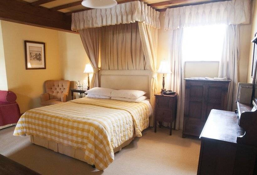 فندق فئة نجمة واحدة The Blue Lion