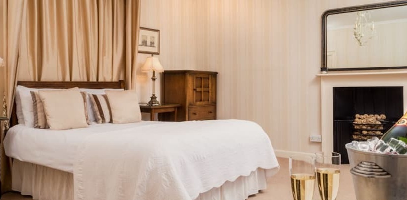 فندق فئة نجمة واحدة The Blue Lion