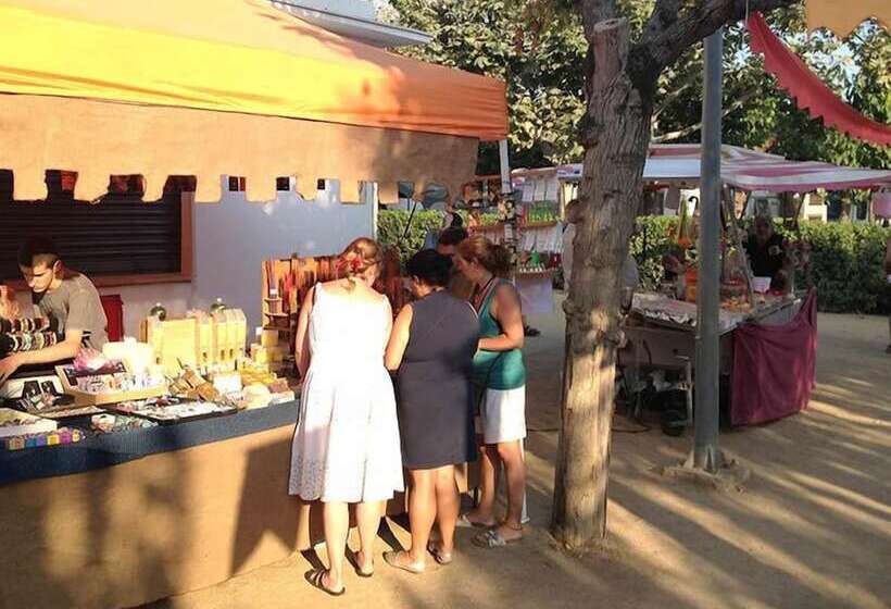 فندق Camping El Camell