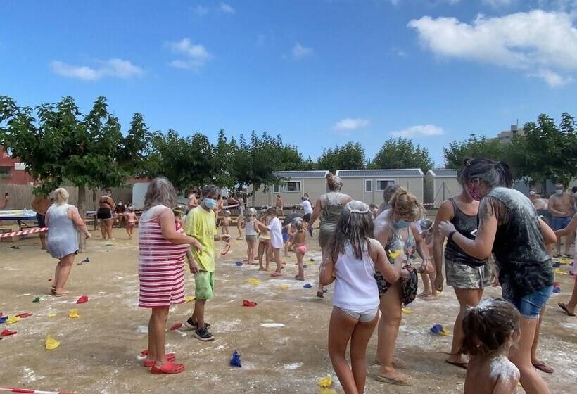 فندق Camping El Camell